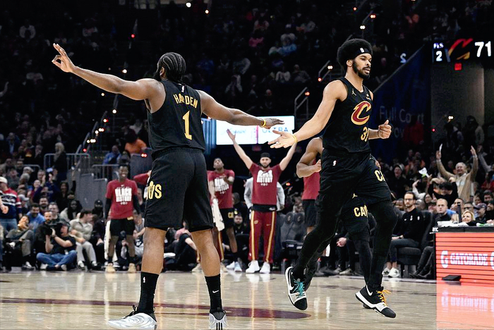 快船用哈登换加兰，交易后战绩差距暴露体系差