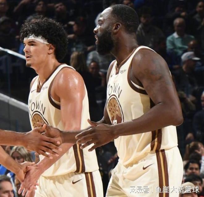 勇士逆转篮网终结8连败 桑托斯31分创生涯新高