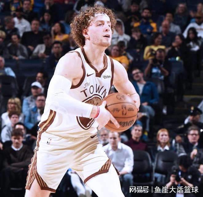 勇士逆转篮网终结8连败 桑托斯31分创生涯新高