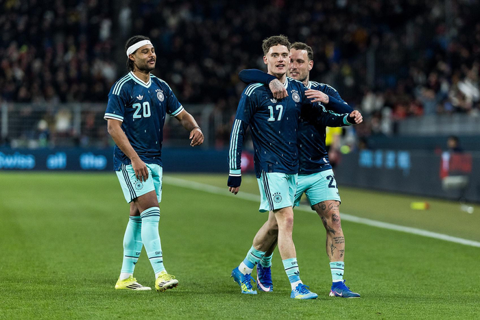 维尔茨国家队闪耀利物浦表现低迷引热议