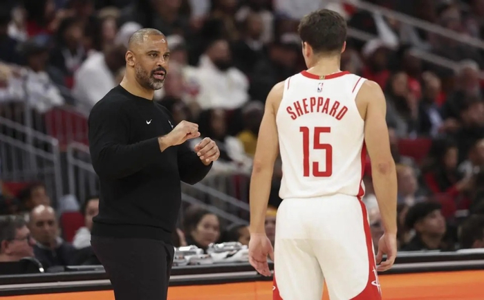 谢泼德从替补逆袭成火箭战术核心，季后赛角色