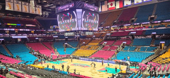 圣安东尼奥18年重建之路：文班亚马与保罗联手锁